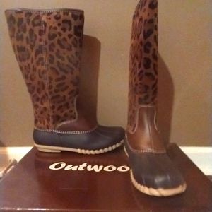 Cheetah print rubber boots